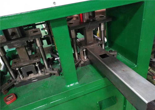 鋼沖孔機,液壓沖孔機,自動沖孔機,縮管機,方管切斷機 佛山市禪城區(qū)炬成五金加工廠