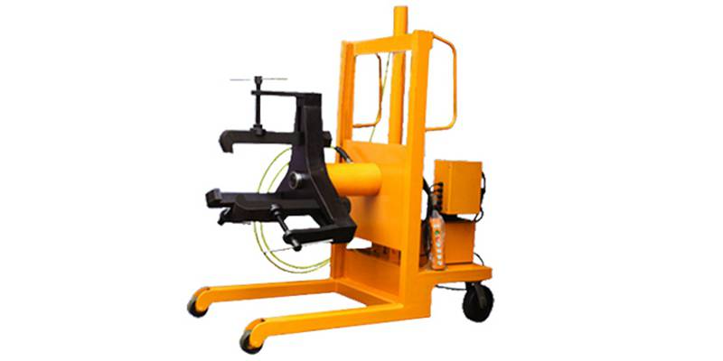 KM電動(dòng)小車液壓拉馬